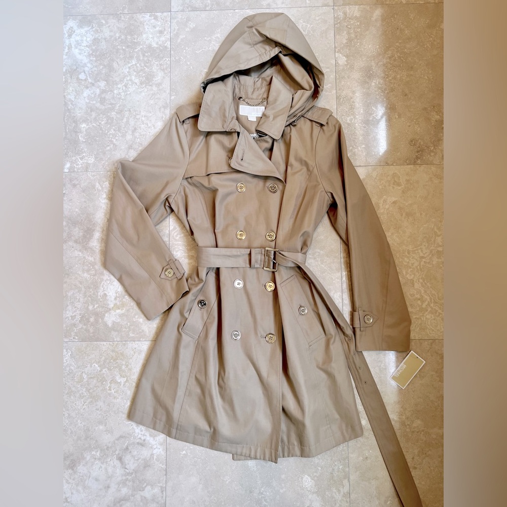 NWT Michael Kors double breasted trench coat with hood in Size L